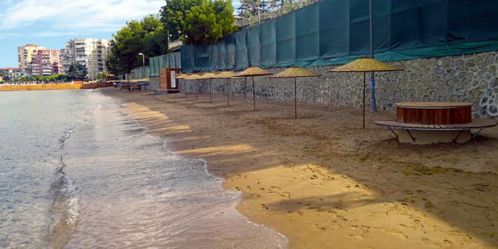 bayramoğlu kadınlar plajı deniz ve kumsal